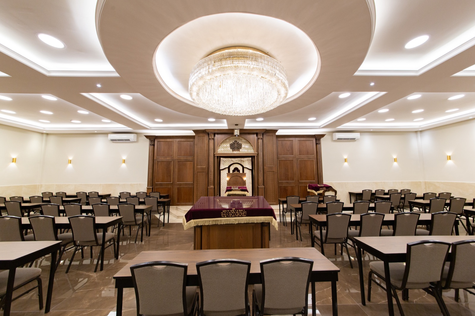 The Kehilla Kedosha Beis Shlomo beis medrash
