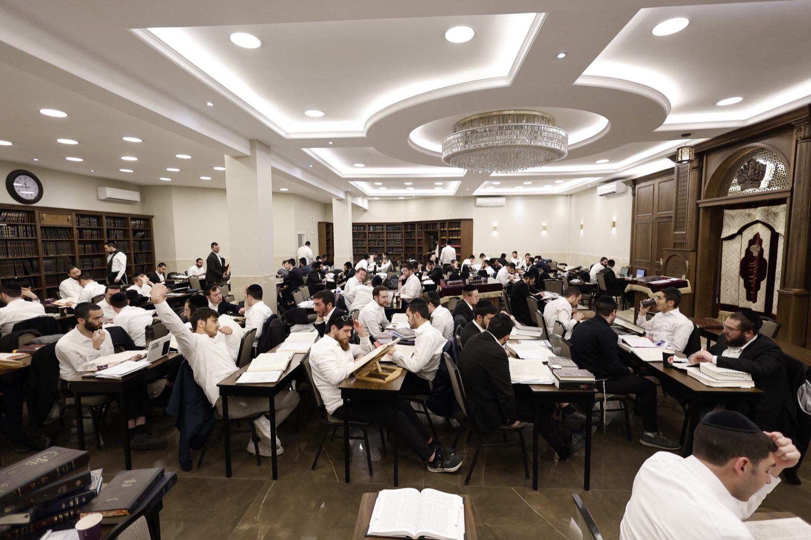 Talmidim learning together in the beis medrash